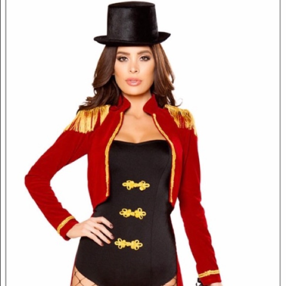 Sexy ring leader costume size Medium